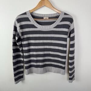 New Scotland Canada 🇨🇦 100% Cashmere Crew Neck Striped Sweater Women’s S Grey